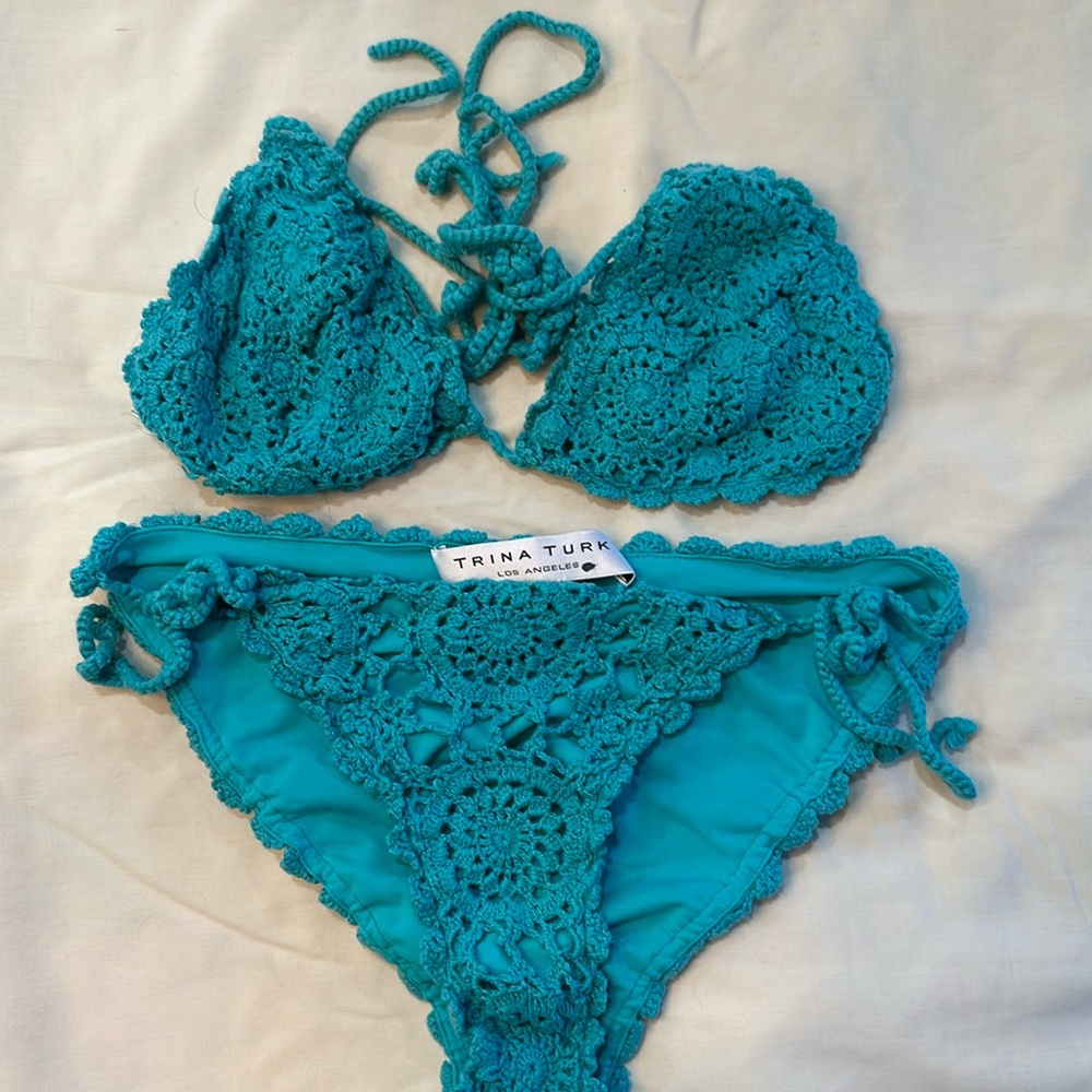 NWOT crochet turquoise bikini